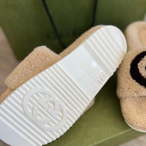 Gucci slide - Picture 2 of 8